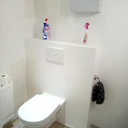 Appartement Comfortable In With Jacuzzi - 78m² Waterloo