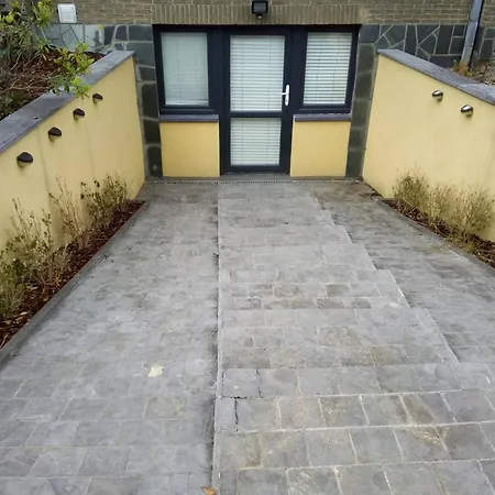 Appartement Comfortable In With Jacuzzi - 78m² *